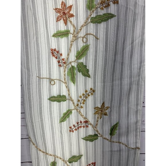 Family Gatherings 16x72 Fall Pumpkin With Vines Cotton Table Runner - Picture 5 of 11